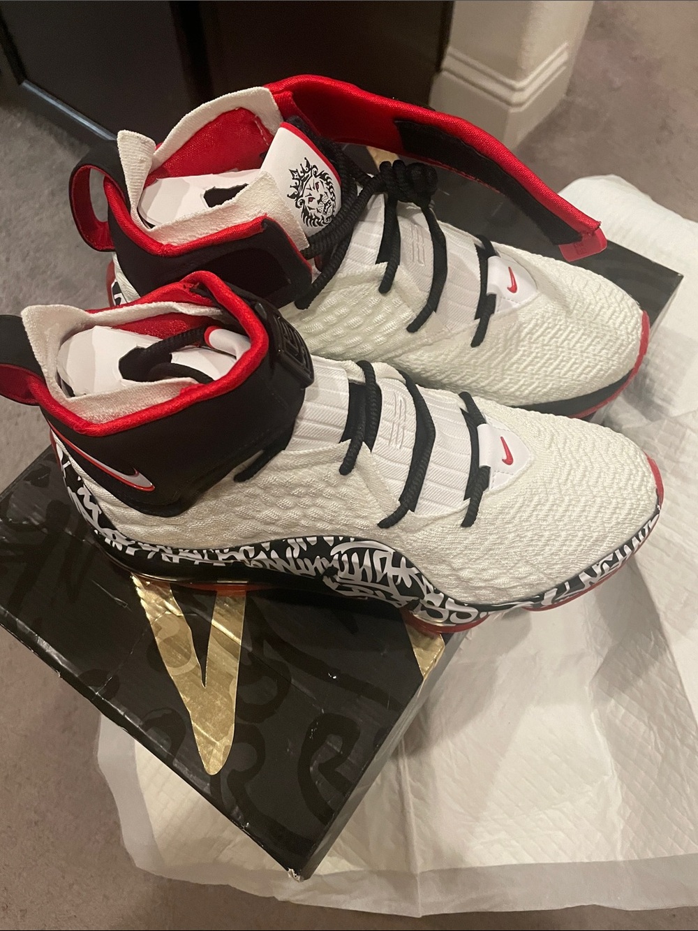Nike Men’s White/Black/Red High-Top Basketball Sneakers CT 6047 100